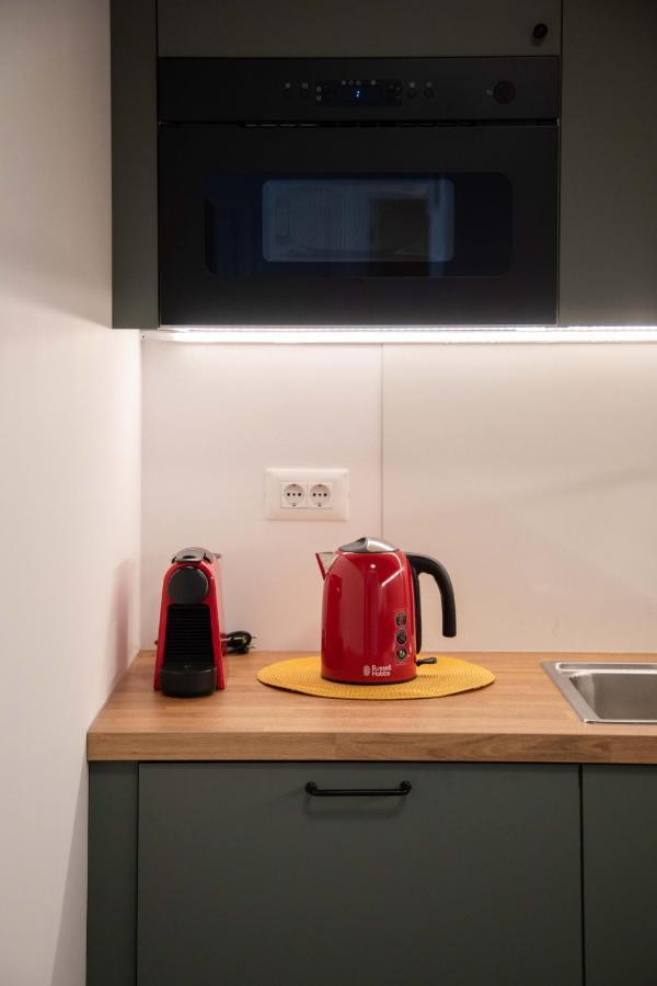 Design 2bdr With Balcony- Free Parking Zagreb